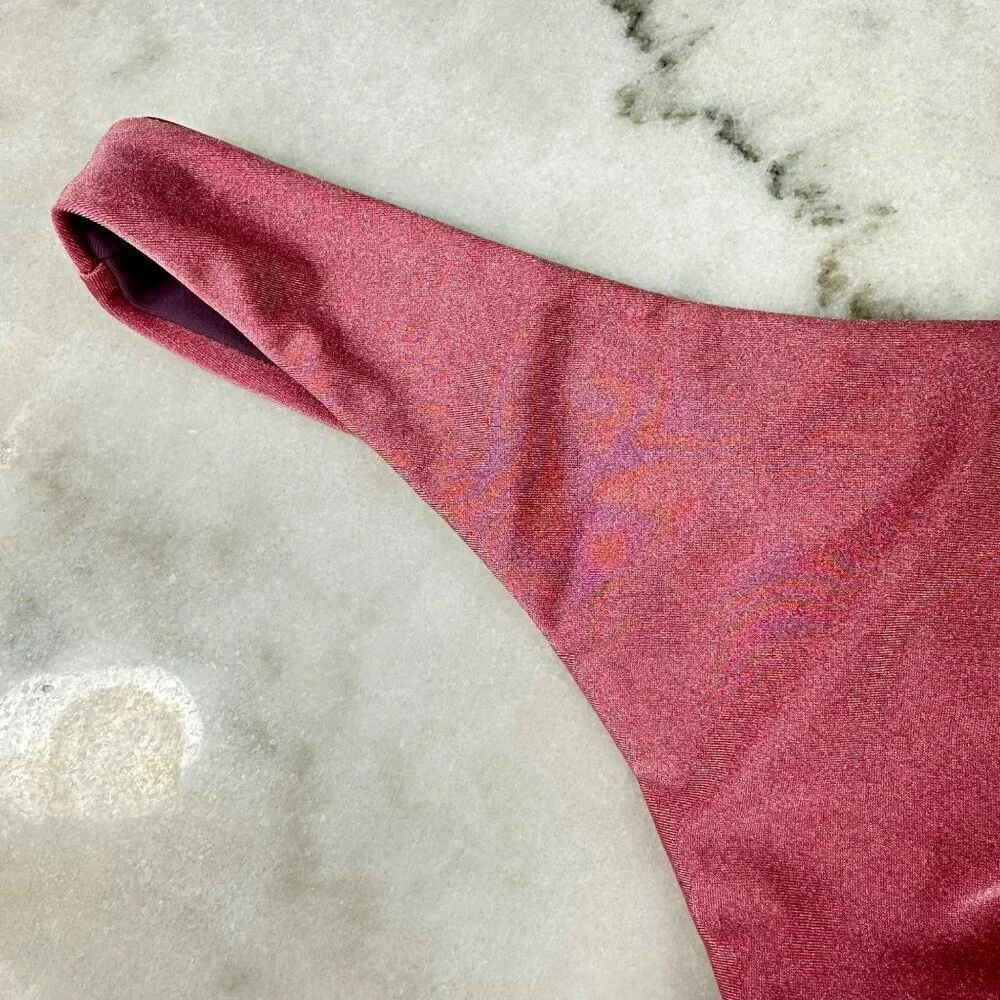 VDM Pink And‎ Purple Reversible Mid-Coverage Bottom Size Medium
